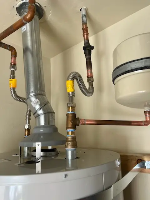 Water heater installation and plumbing repair in La Vergne